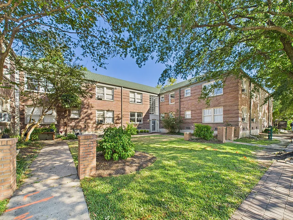 1920 Richmond Ave #4