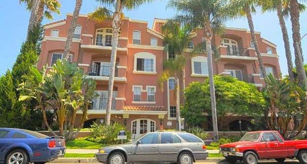 1st image of 1522 S Saltair Ave APT 103