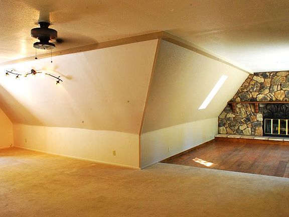2nd image of 52780 Oak Glen Dr