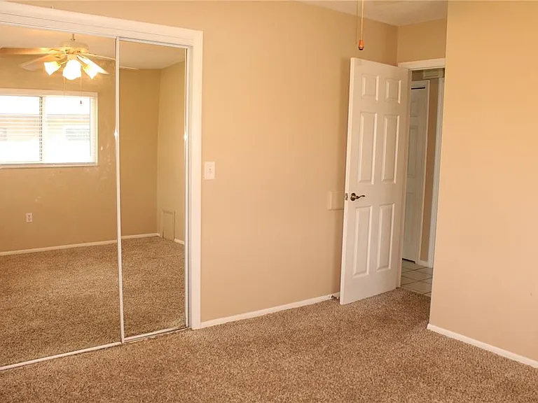 4215 18th Avenue Dr W — Photo 43