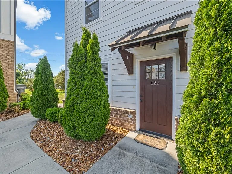 422 Grady Way — Photo 13