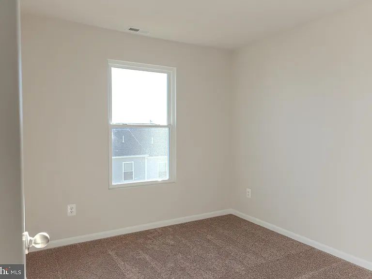 104 Cramsford St — Photo 10