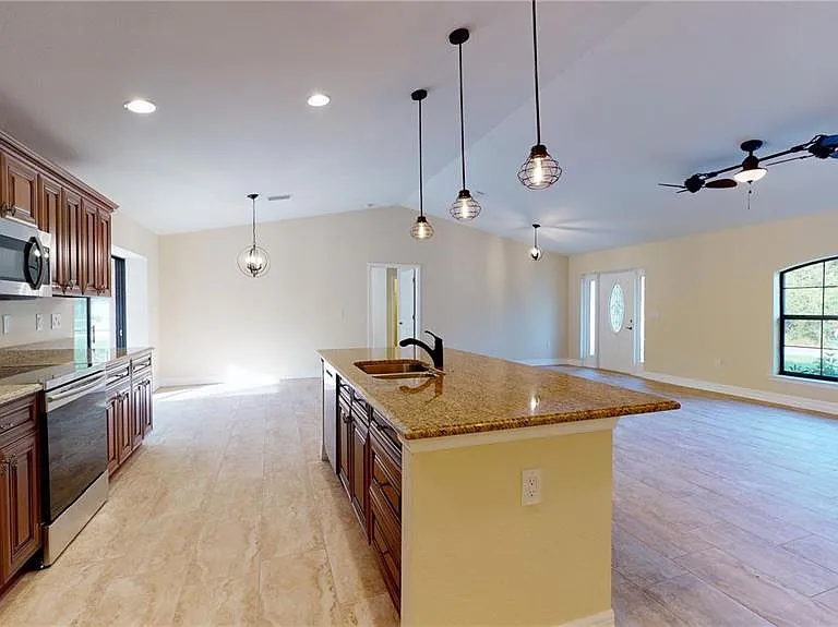 4851 Kennett St — Photo 20