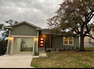 1637 Packsaddle Trl, Kingsland, TX 78639