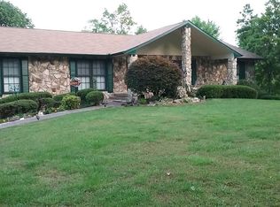 123 Greystone Dr, Oak Ridge, TN 37830