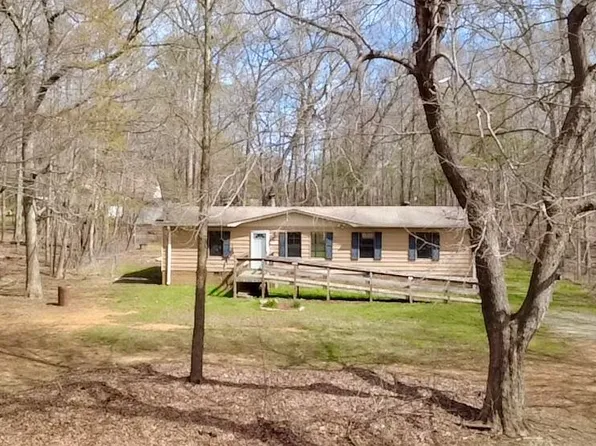 2911 Maple Ave, Efland, NC 27243