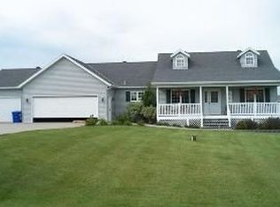 23321 Oakview Heights Dr, Fergus Falls, MN 56537