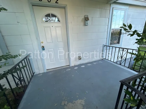 902 Pine St, Columbia, SC 29205