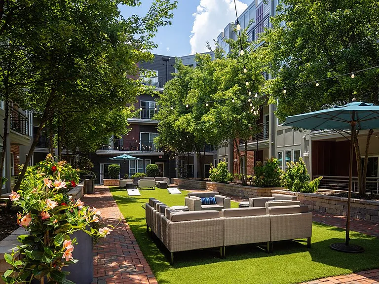 Courtyard with lounge seating