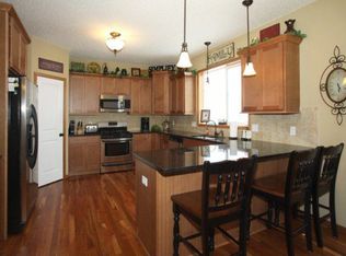 3438 Mulberry Cir, Woodbury, MN 55129