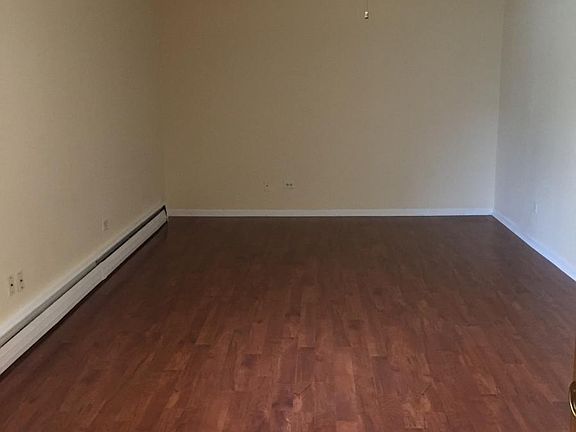 2nd image of 9201 Skokie Blvd APT 102