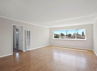 164 1/2 E 19th St, Costa Mesa, CA 92627