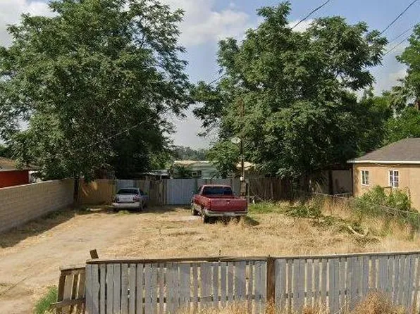 8326 Fuller Dr, Bakersfield, CA 93307