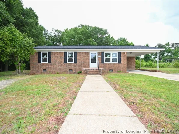 5333 Fleet Cooper Rd, Clinton, NC 28382