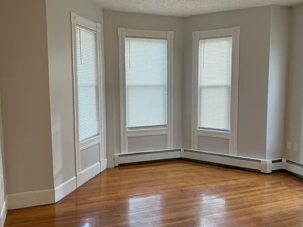 192 Russ St #2, Hartford, CT 06106