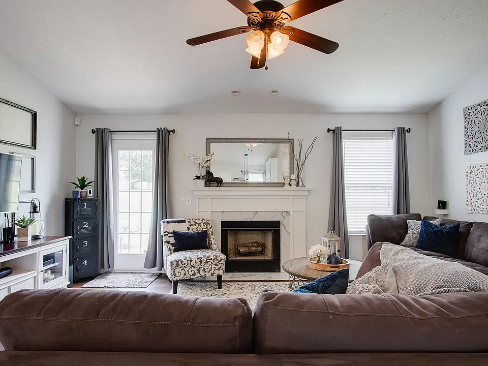 709 Winchester Pl