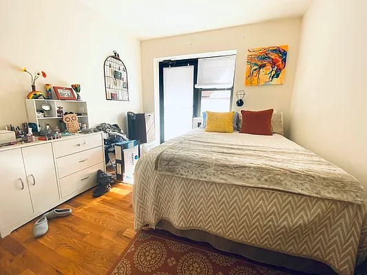 Rented by Modern Spaces | media 8