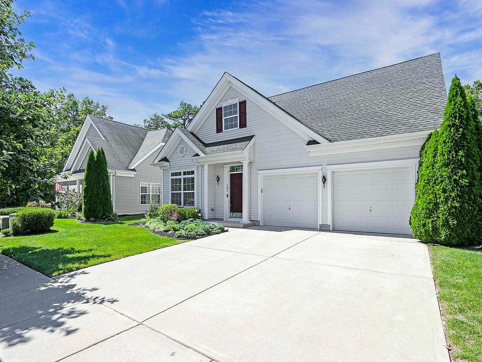 1st image of 103 Violet Dr
