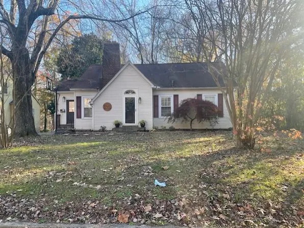 601 Jackson St, Paris, TN 38242