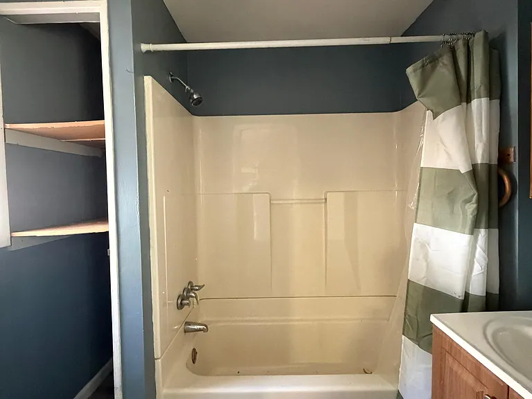 18 Newark St #1 — Photo 4