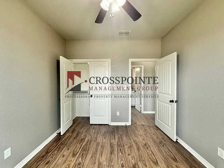 332 Kingdom Blvd — Photo 20