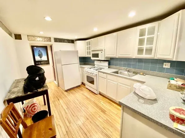 996 Bergen St, Brooklyn, NY 11216