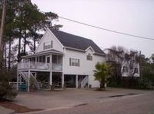912 S Dogwood Dr, Surfside Beach, SC 29575