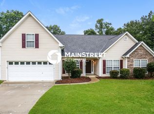 7140 Regent Ct, Flowery Branch, GA 30542