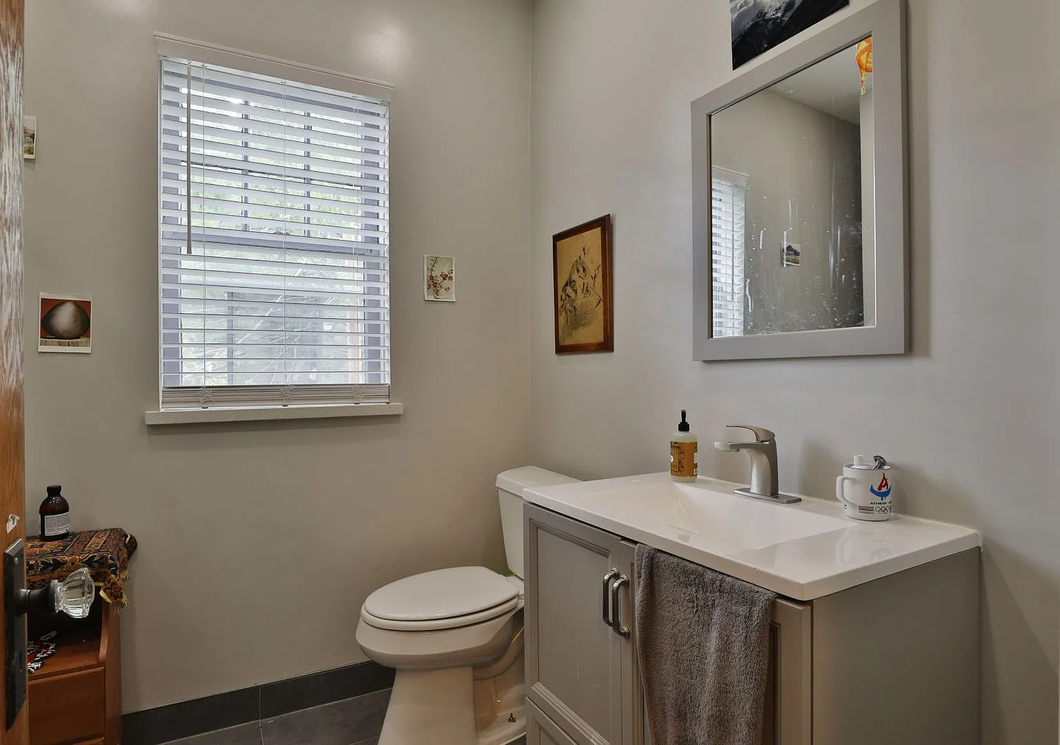 Highly Sought After OSU 6 Bedroom House Iuka Ravine with 2 new bathrooms and free off-street parking — Photo 3