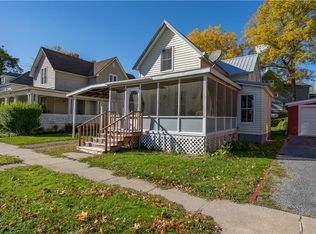 8 Crossmon St, Alexandria bay, NY 13607