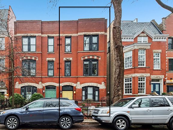 3rd image of 1936 N Hudson Ave