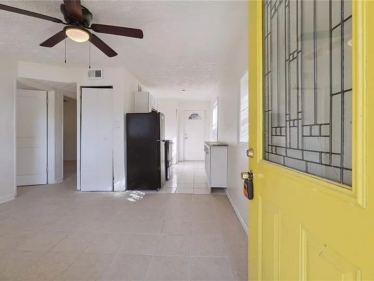 324 Brooks Ave #B — Photo 2
