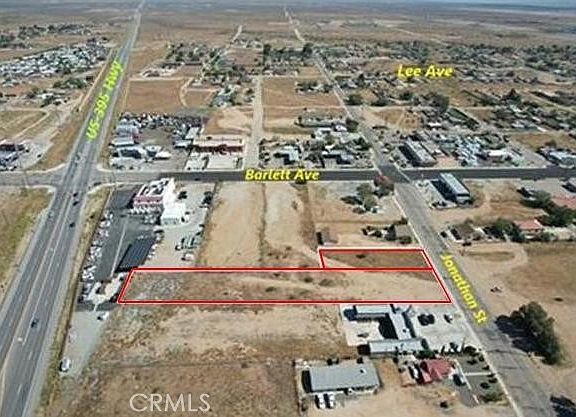 3rd image of 18040 Jonathan St