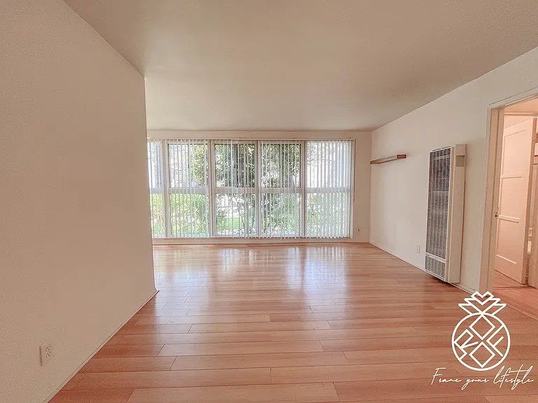 3823 Los Feliz Blvd #2 — Photo 11