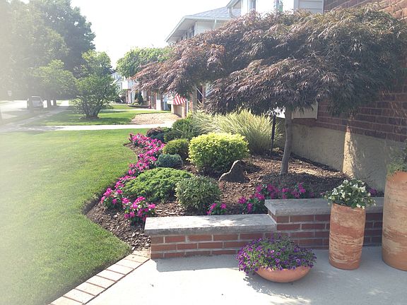 5th image of 18 Alan Crest Dr