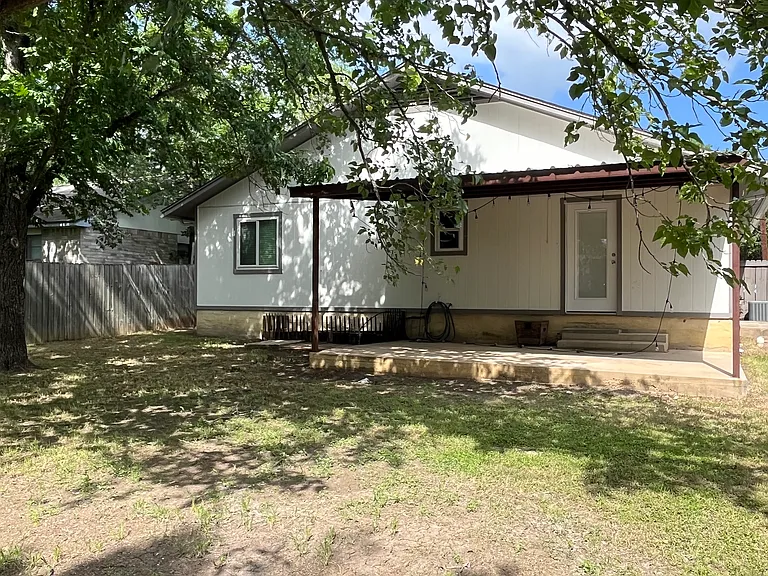 1906 Castle Gate Cir — Photo 29