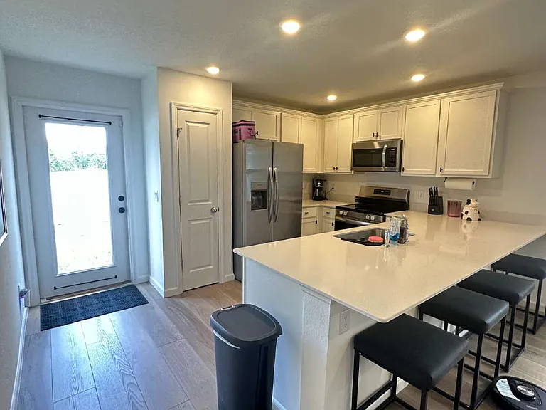 3499 Mildred Way — Photo 9