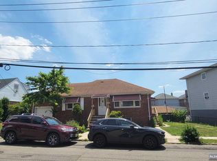 100 Hamilton Ave, Fairview, NJ 07022