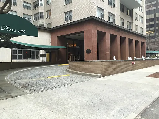 Sold by Grimaldi Realty Group | media 1