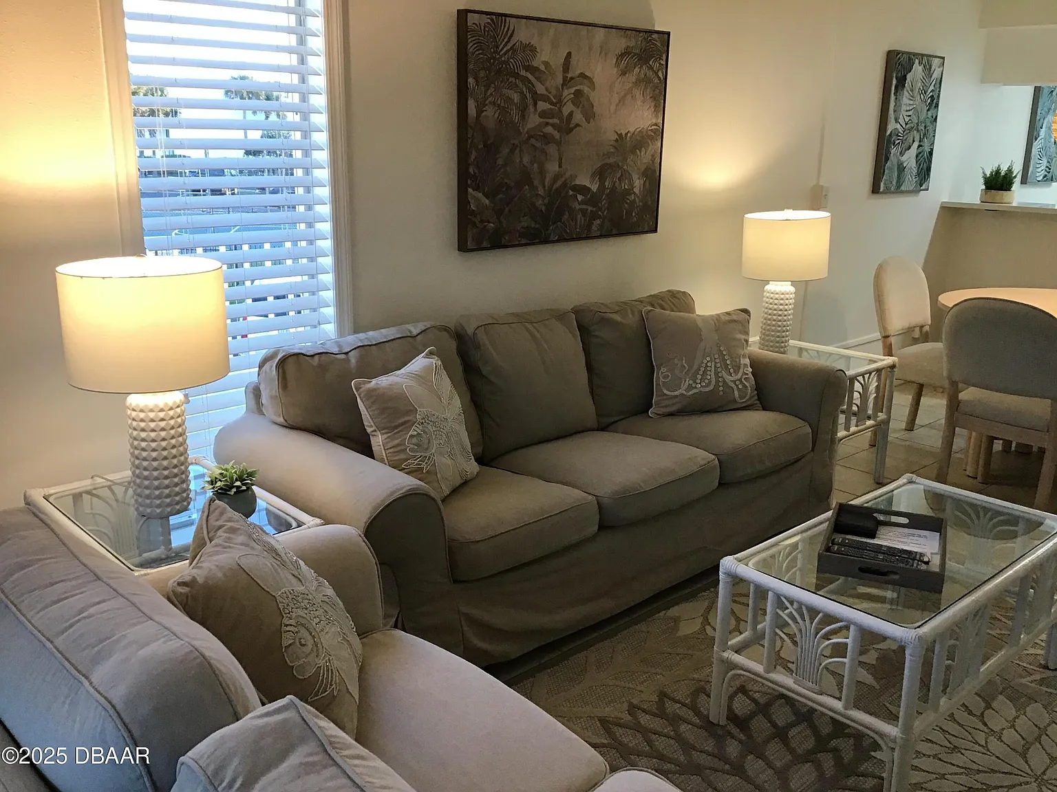 2 bed, 2.0 bath, 889 sqft, $3,980 — Photo 4