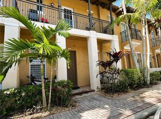 14628 SW 6th St, Hollywood, FL 33027