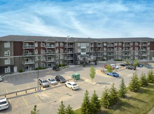 2350 McGillivray Blvd, Winnipeg, MB R3Y0T5