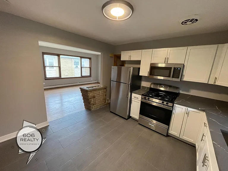 3533 S Harlem Ave #2M — Photo 3