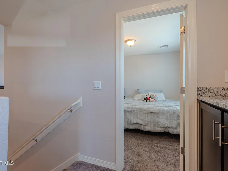 305 Del Palmar Ct — Photo 31