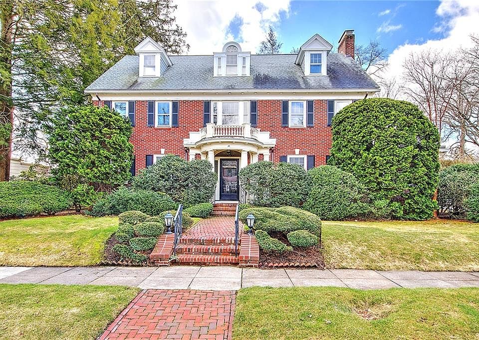 1st image of 39 Harwich Rd