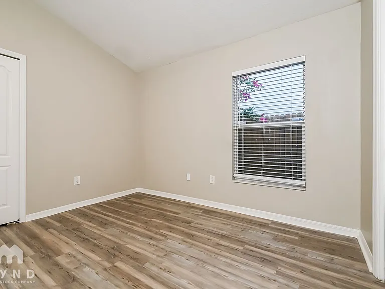 3844 Bellewater Blvd — Photo 11