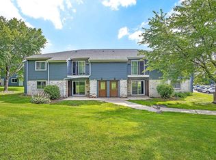 701 Whispering Pines Way, Fitchburg, WI 53713