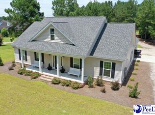 819 McCutcheon Rd, Scranton, SC 29560