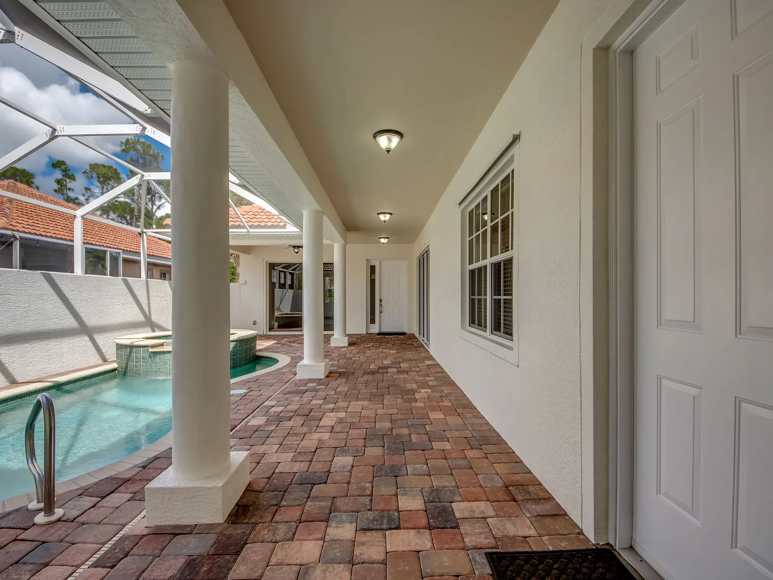 3 bed, 2032 sqft, $3,100 — Photo 1