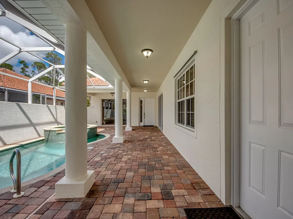 14021 Bently Cir